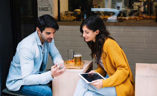 couple-talking